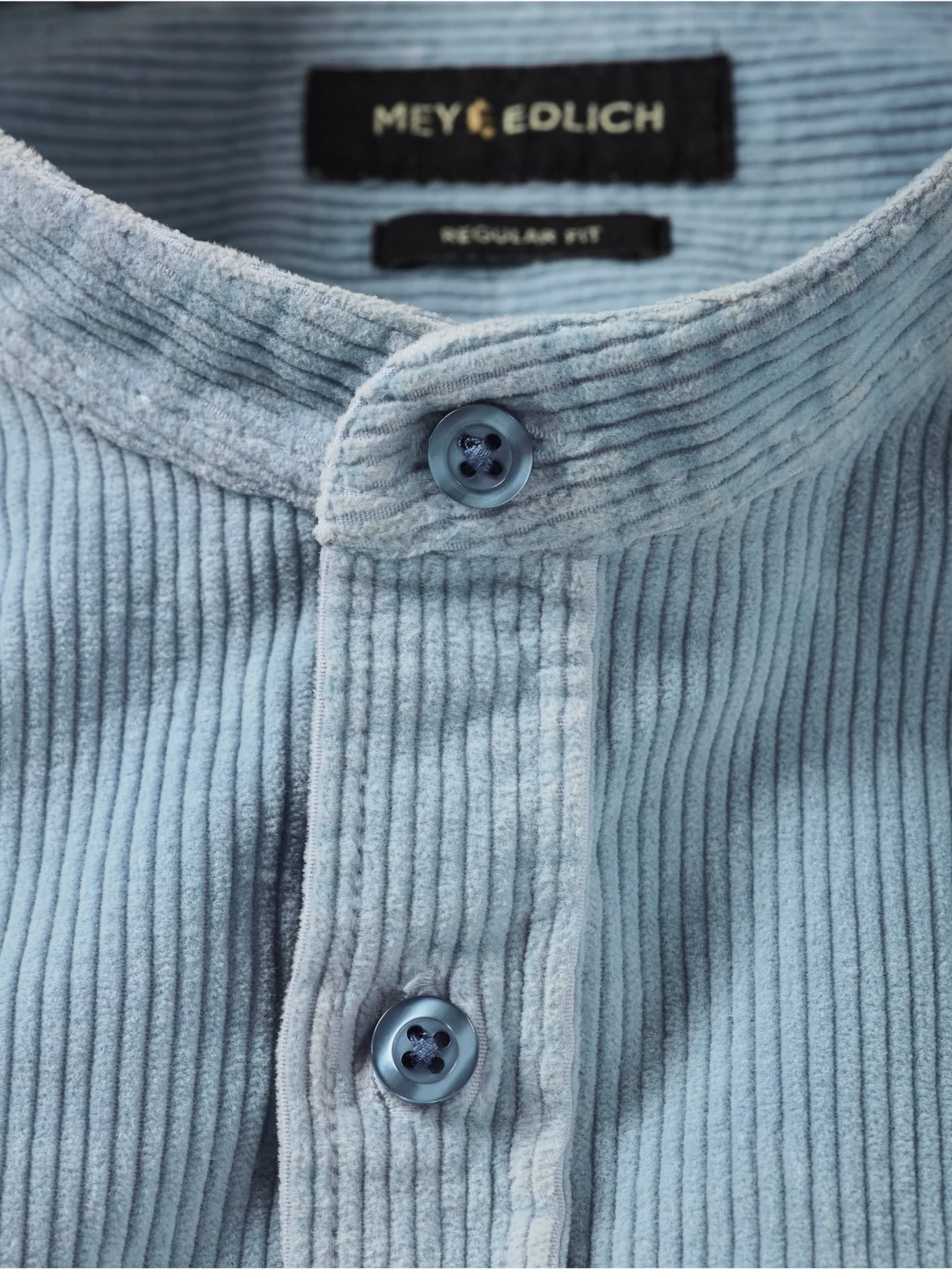 Standfestes Cordhemd 5 Standfestes Cordhemd – Bild 3