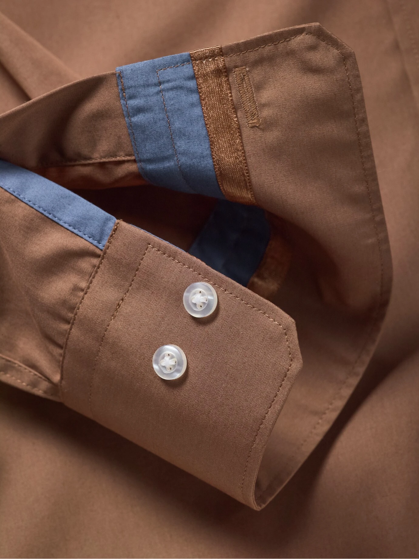 Einstein-Hemd 12 Einstein-Hemd – Bild 10