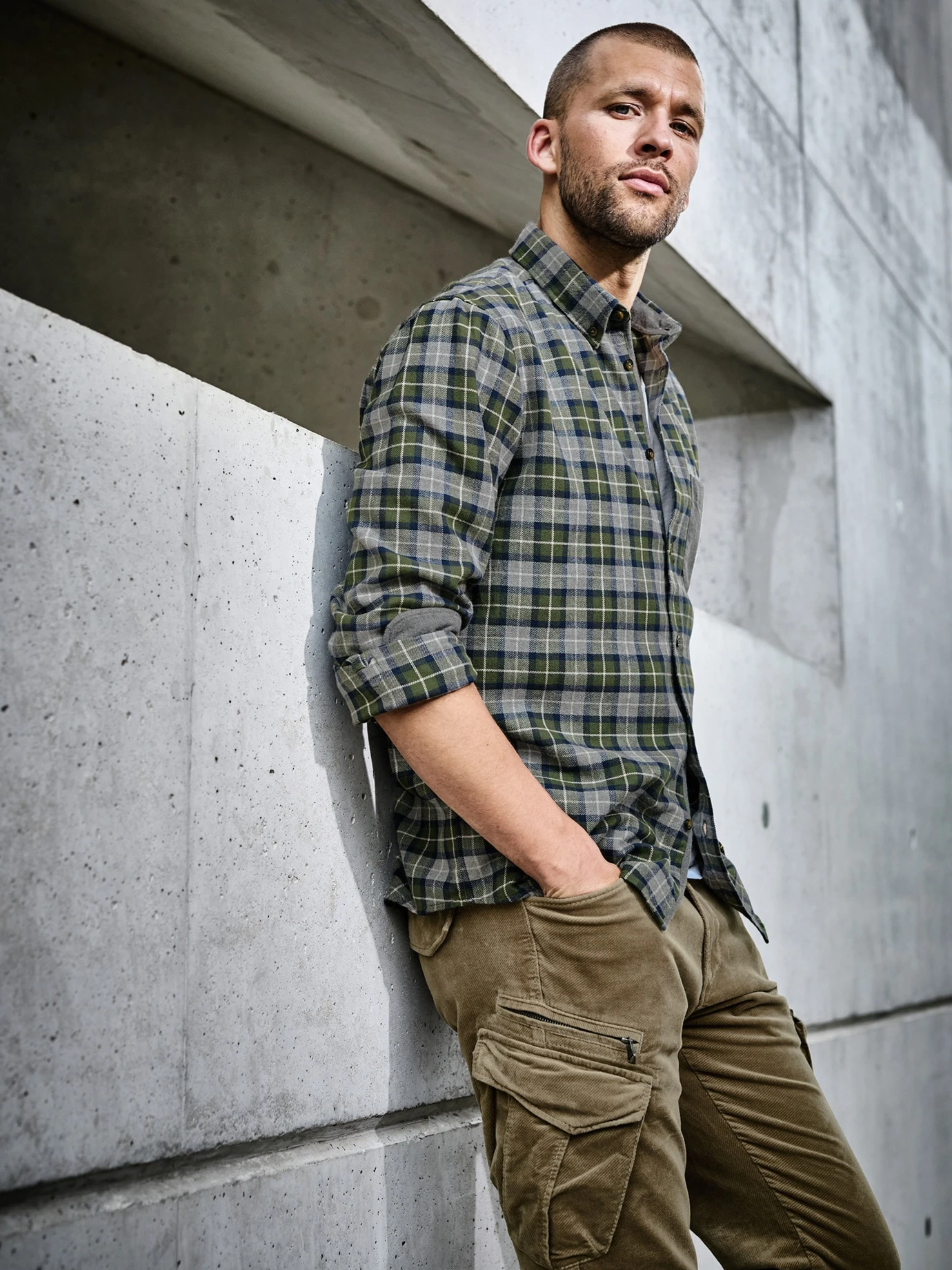 Derbes Flanellhemd 4 Derbes Flanellhemd – Bild 3