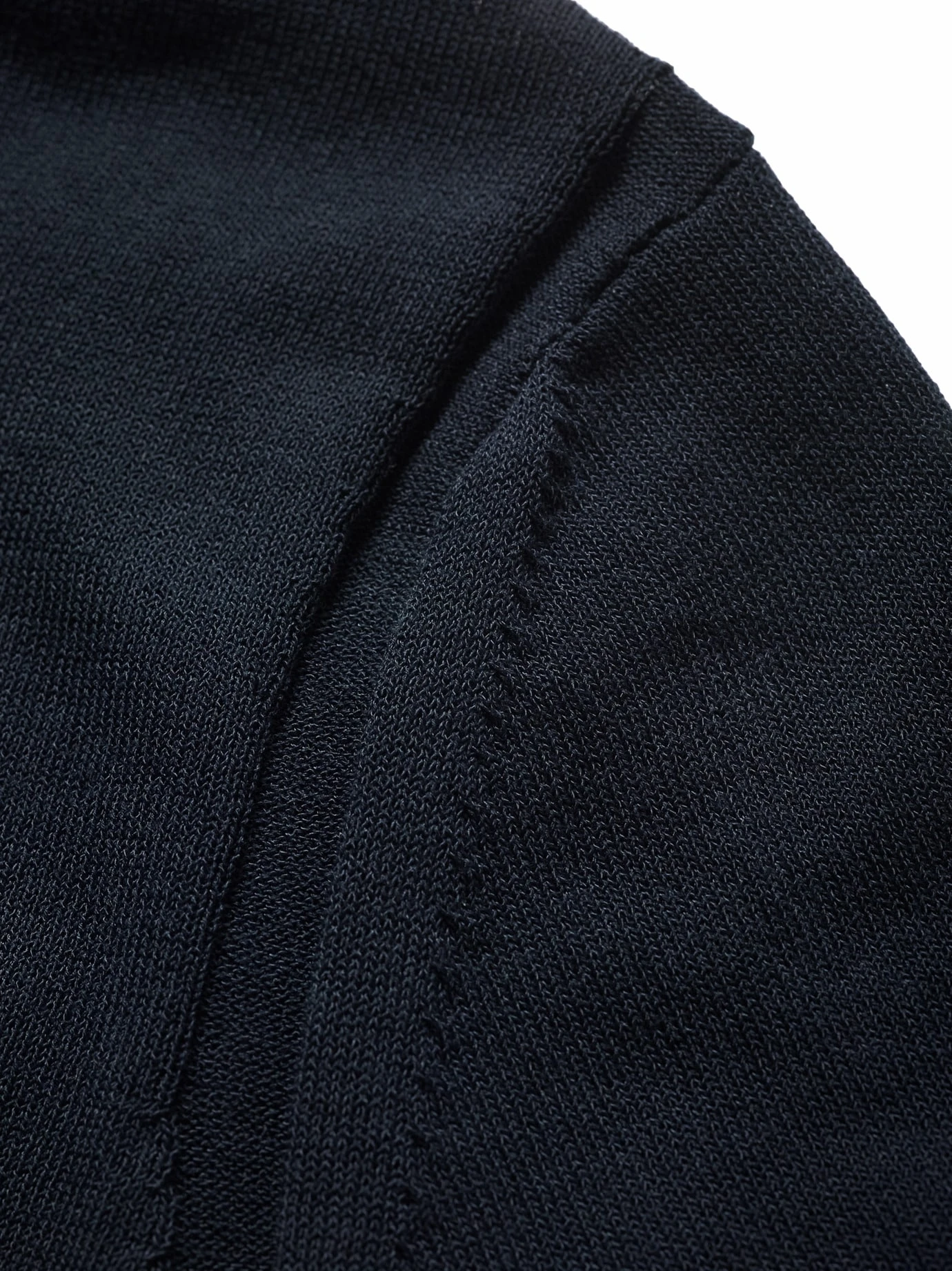 Stilsicherer Pullover 11 Stilsicherer Pullover – Bild 9