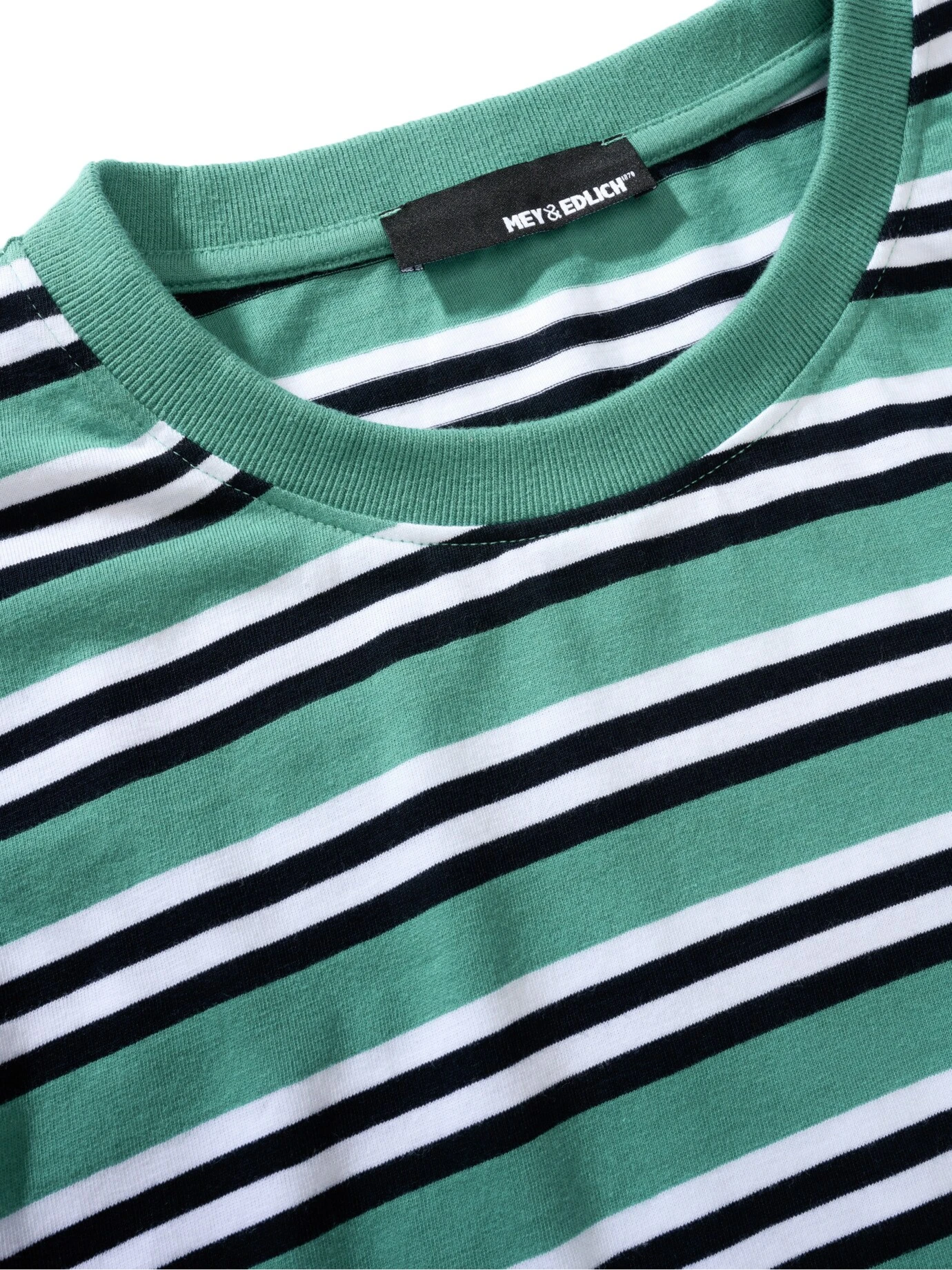 Lineardesign-Shirt 6 Lineardesign-Shirt – Bild 4