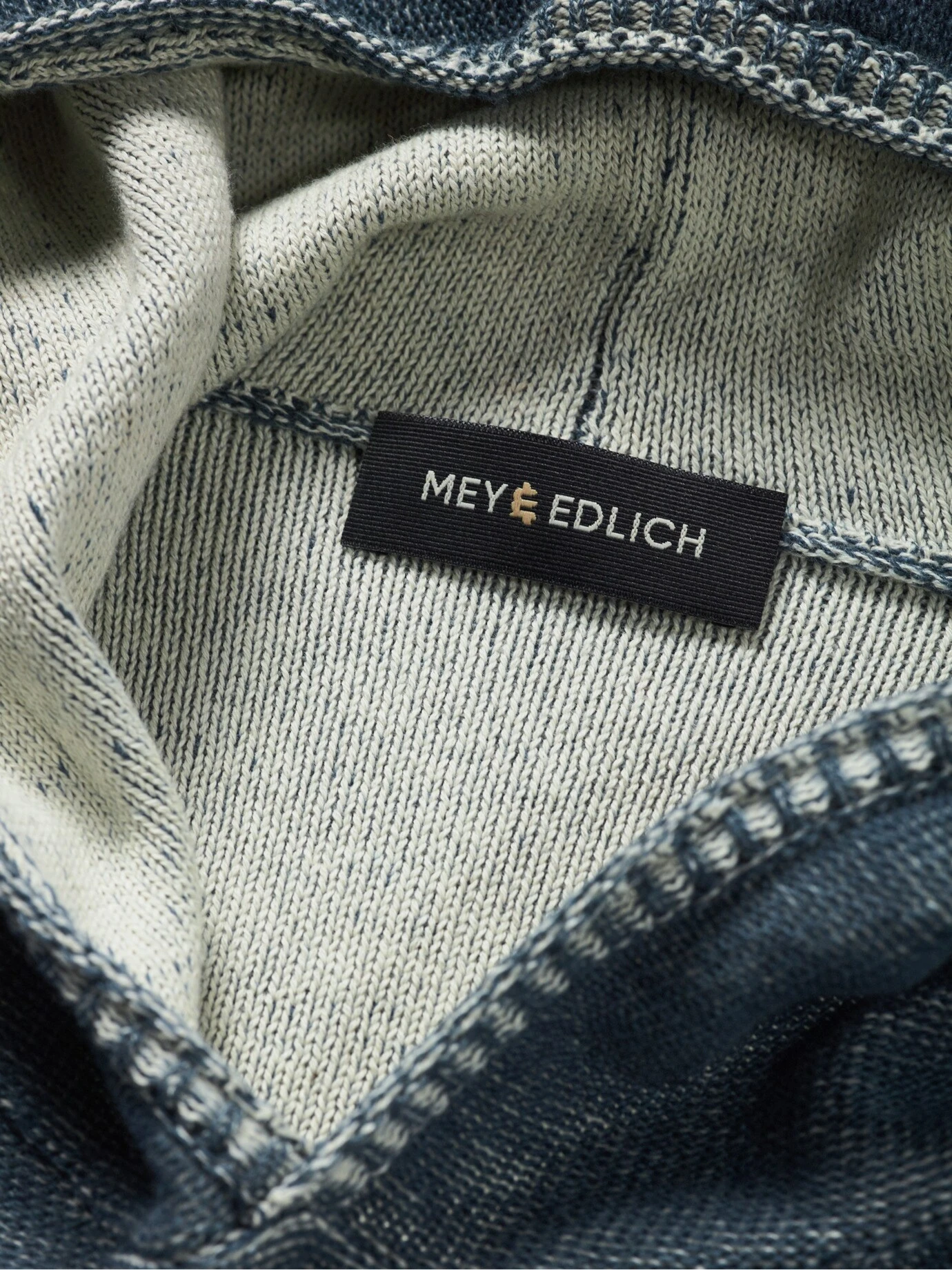 Meister-Hoodie 5 Meister-Hoodie – Bild 3