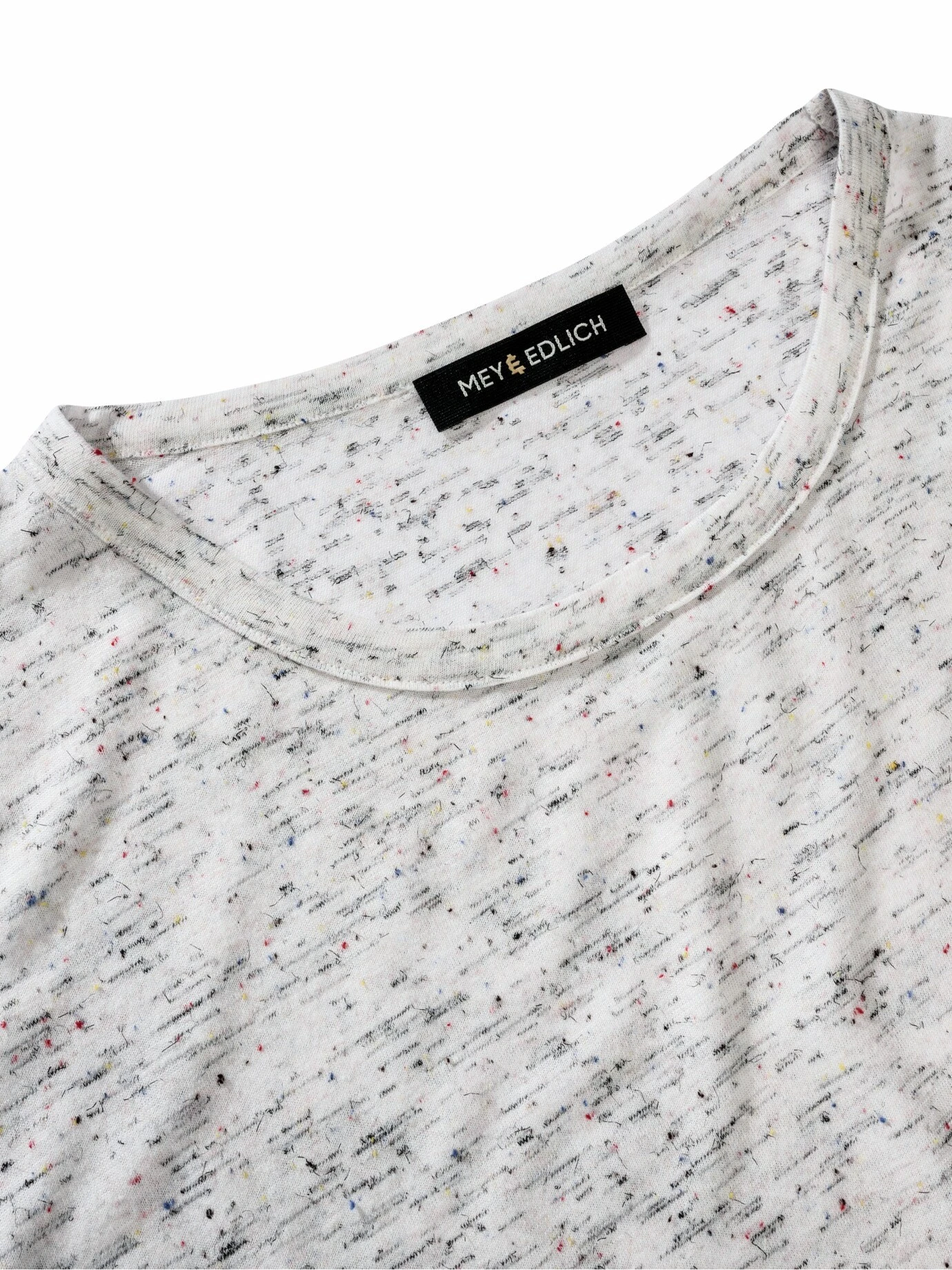 Zeitungspapier-Shirt 5 Zeitungspapier-Shirt – Bild 3