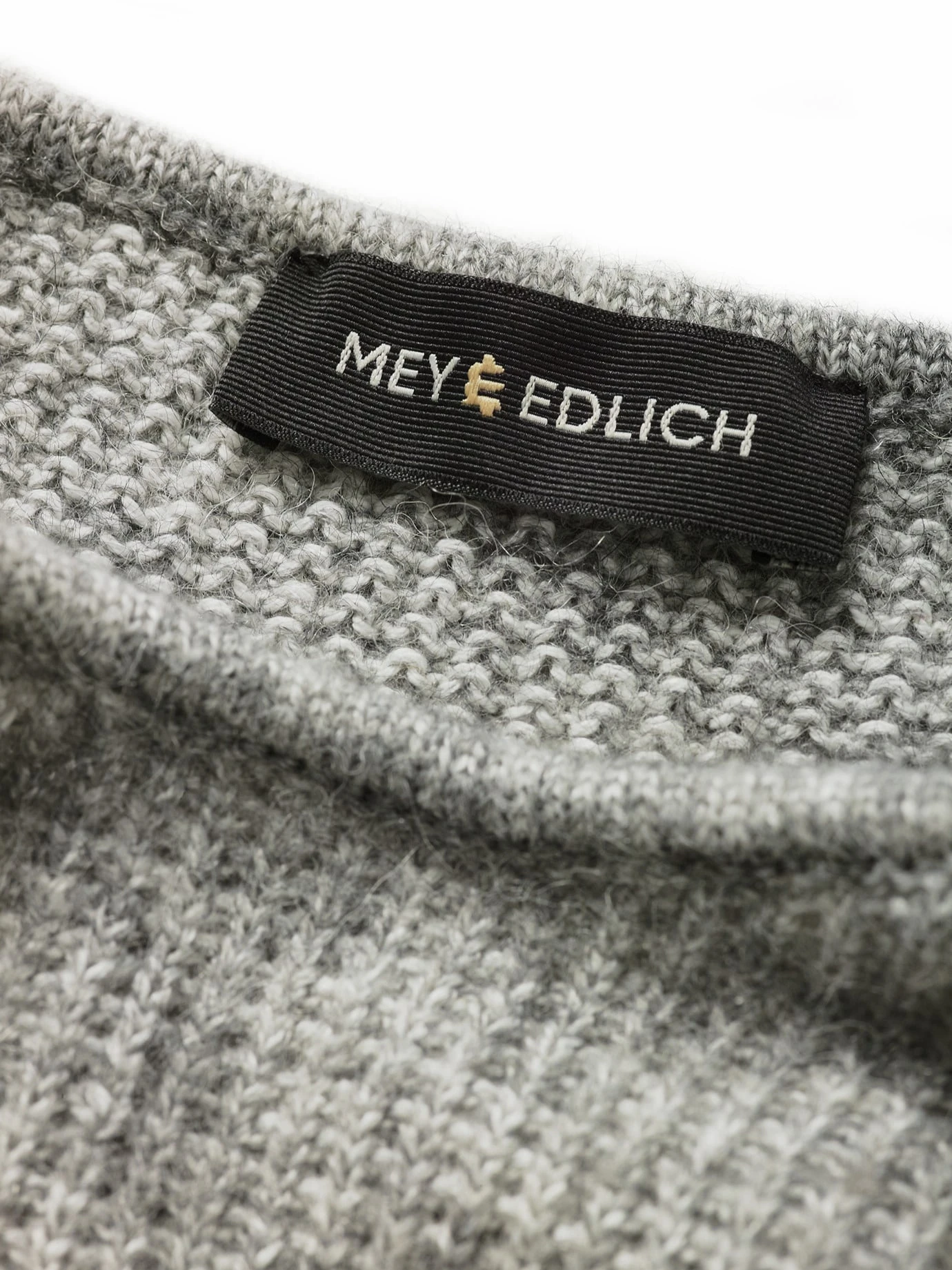 Loyaler Pullover 20 Loyaler Pullover – Bild 18