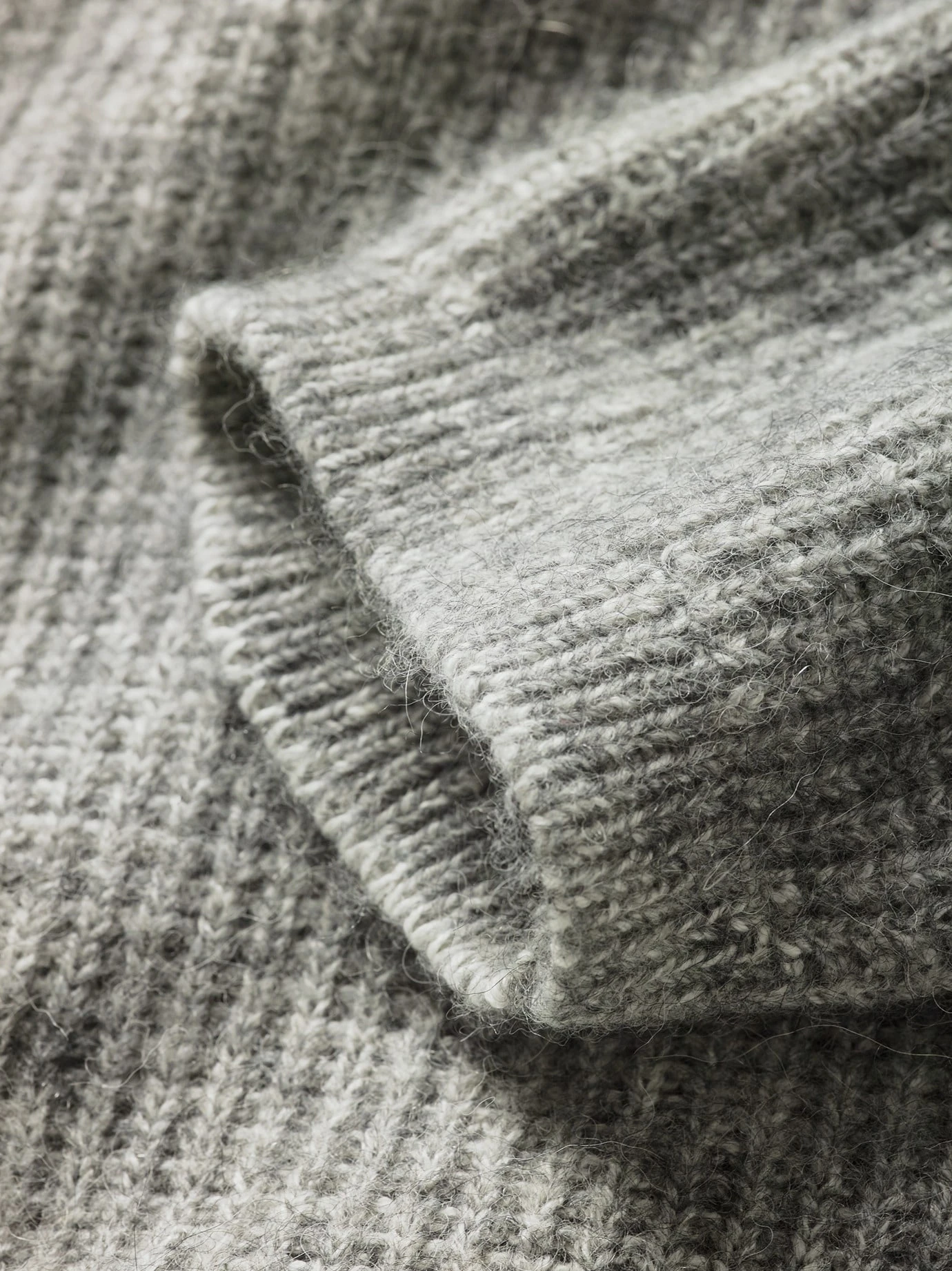 Loyaler Pullover 21 Loyaler Pullover – Bild 19