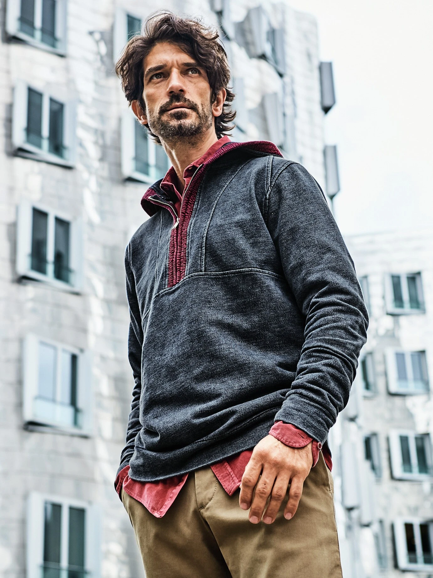 Nicht-linearer Sweathoodie 5 Nicht-linearer Sweathoodie – Bild 3