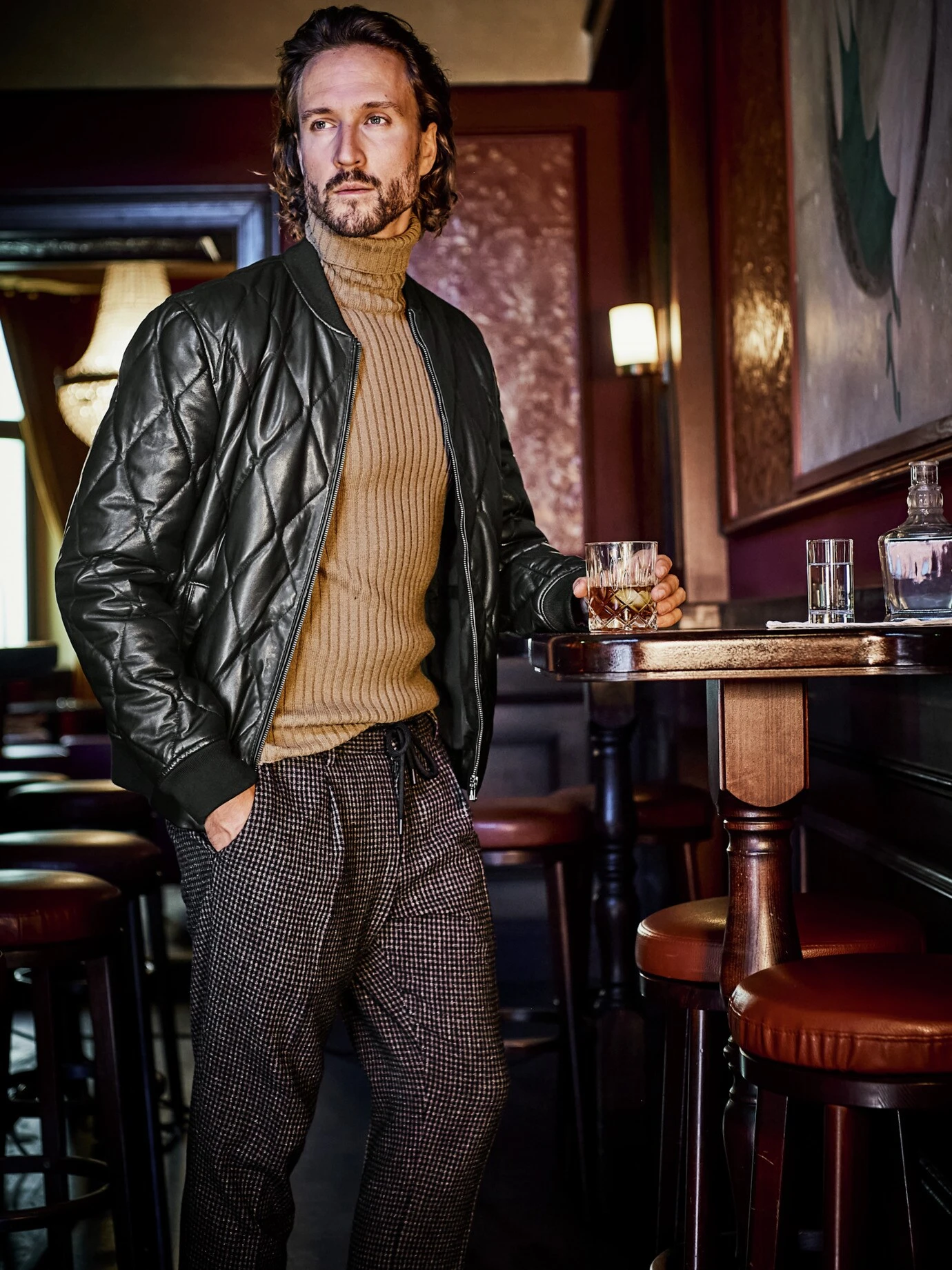 Mr. Jobs-Rolli 4 Mr. Jobs-Rolli – Bild 2