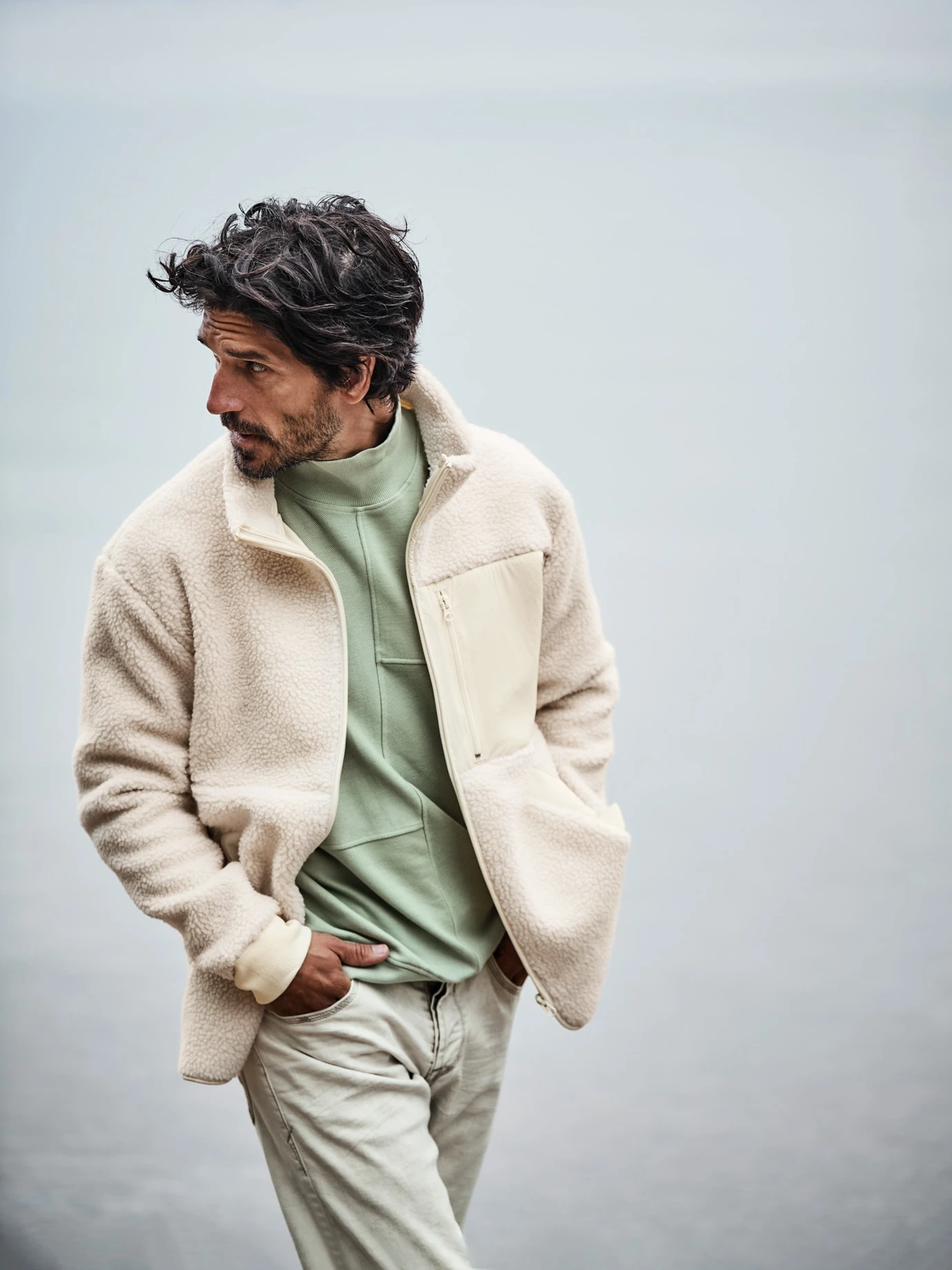 Blocksatz-Sweatshirt 16 Blocksatz-Sweatshirt – Bild 14