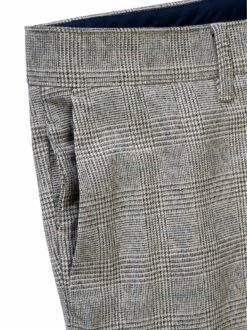 Esterhazy-Chino 23 Esterhazy-Chino -Redbubble Geschaft EC24 6143 DG 1