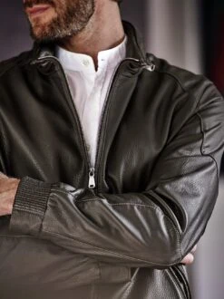 Exklusiver Lederblouson 22 Exklusiver Lederblouson -Redbubble Geschaft EC24 6312 DE