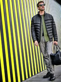 Ultraleichte Steppjacke 30 Ultraleichte Steppjacke -Redbubble Geschaft EC24 6512 DE