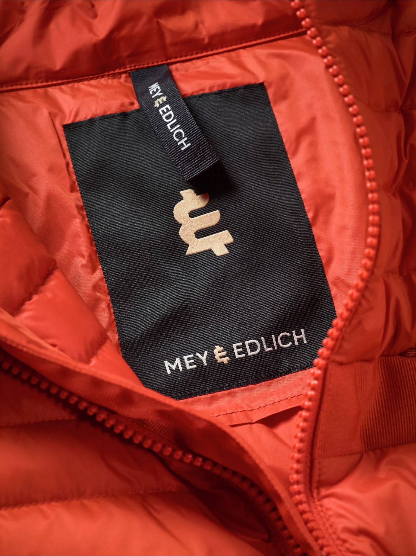 Ultraleichte Steppjacke 5 Ultraleichte Steppjacke – Bild 3