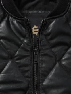 Understatement-Lederjacke -Redbubble Geschaft EC24 6606 DJ 1