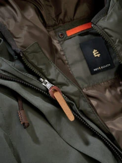 Ganzjahres-Parka -Redbubble Geschaft EC24 6708 DI