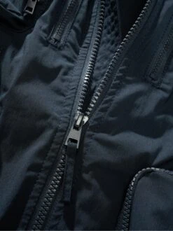 Sichere-Bank-Jacke -Redbubble Geschaft EC24 6953 DI 1