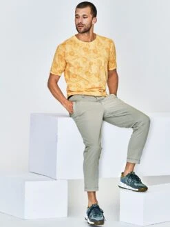 Neue-Werte-Chino -Redbubble Geschaft EC24 7293 DF 1