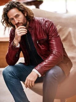 Die Rote Lederjacke -Redbubble Geschaft EC24 7654 DC 1